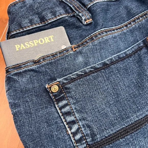 EUC Men’s VERTX Classic DARK WASH Blue Jeans 33x32 - Picture 5 of 10